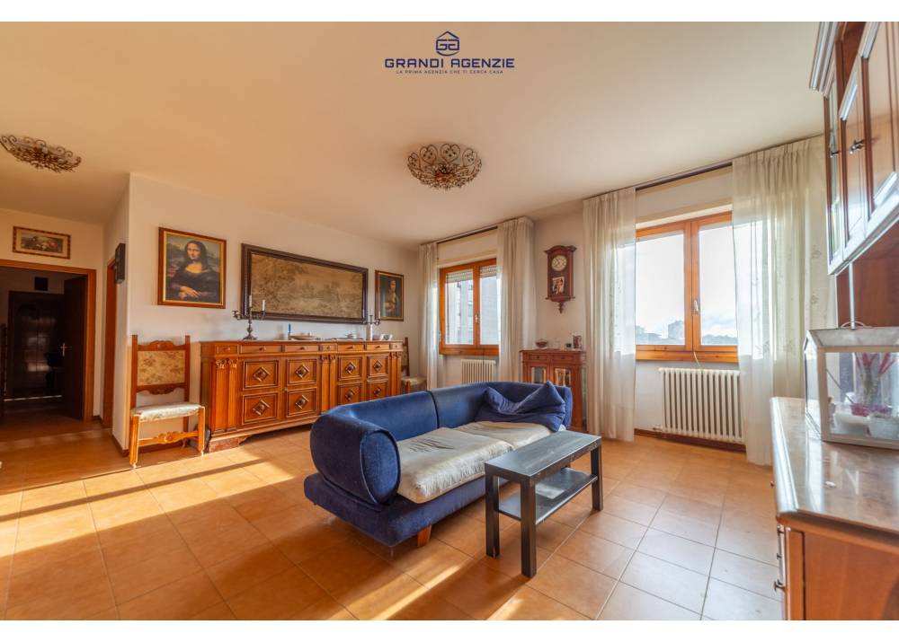 Vendita Appartamento a Parma quadrilocale CENTRO TORRI di 114 mq